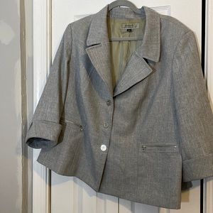 Tahari Padded Three-Quarters Length Sleeves Blazer